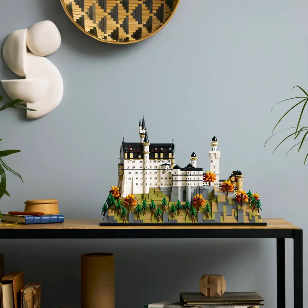 imagen de LEGO® Architecture: Castillo de Neuschwanstein (21063) 7