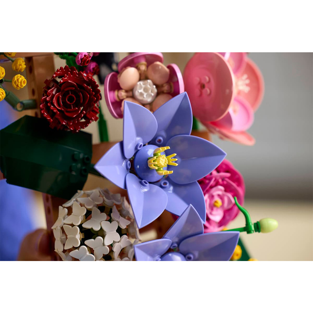 imagen de LEGO® Botanicals: Decoración de pared con flores (11503) 6