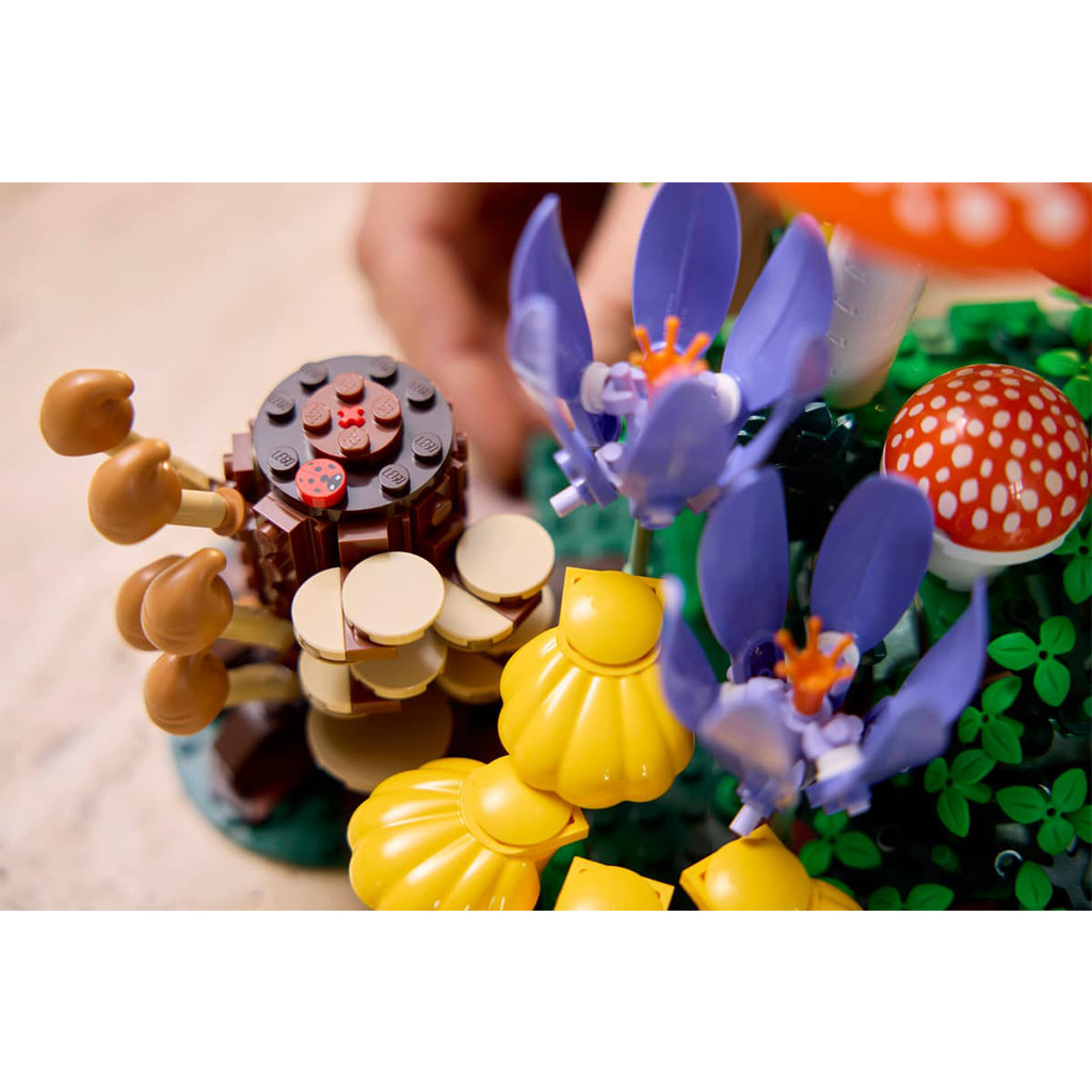 imagen de LEGO® Botanicals: Setas del bosque (11505) 10