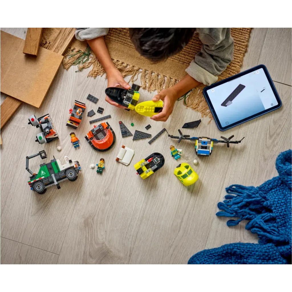 imagen de LEGO® City: Avión, camión con cesta elevadora y vehículo de aire comprimido remix (60505) 5