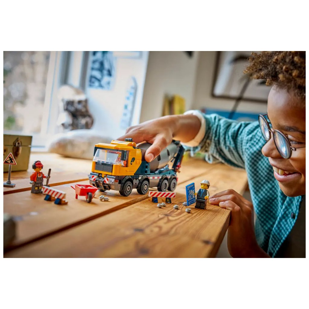 imagen de LEGO® City: Camión de hormigón (60478) 4