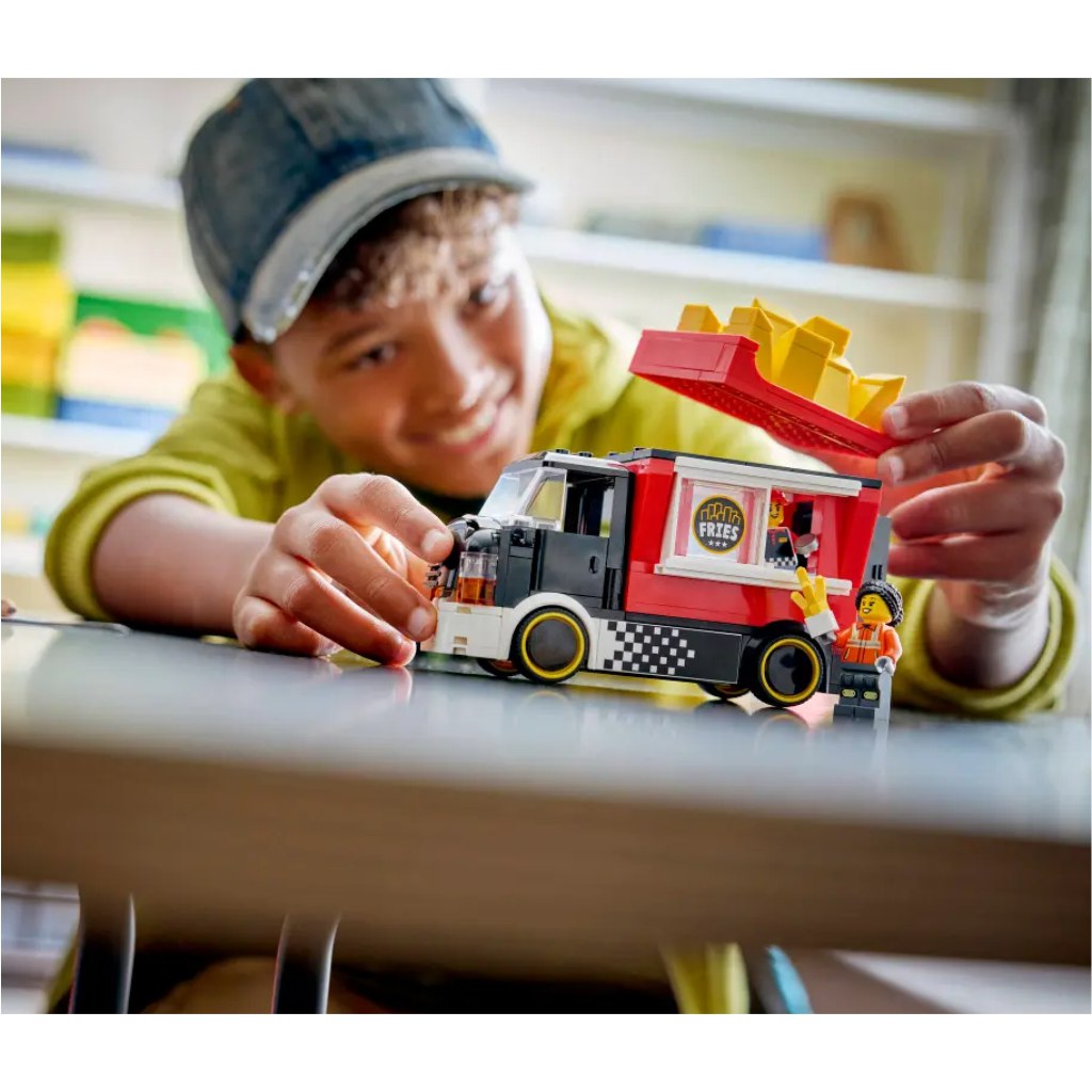 imagen de LEGO® City: Carrito de comida de papas fritas (60488) 4