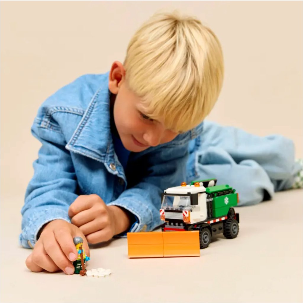 imagen de LEGO® City: Quitanieves (60490) 4