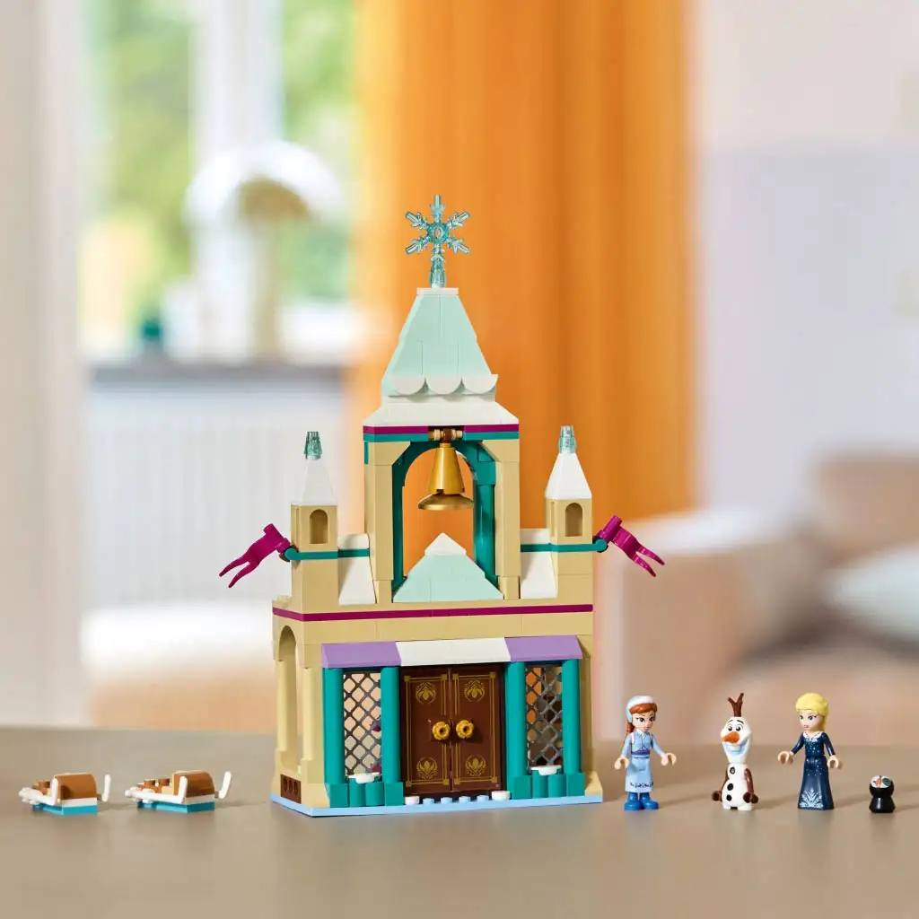 imagen de LEGO® Disney Frozen - Castillo de Arendelle (43265) 3