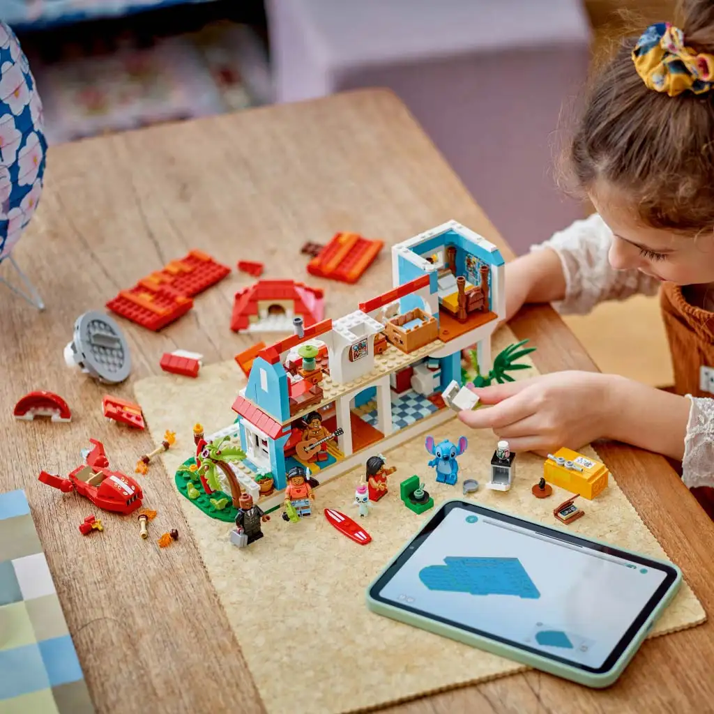 imagen de LEGO® Disney: La casa de playa de Lilo y Stitch (43268) 4