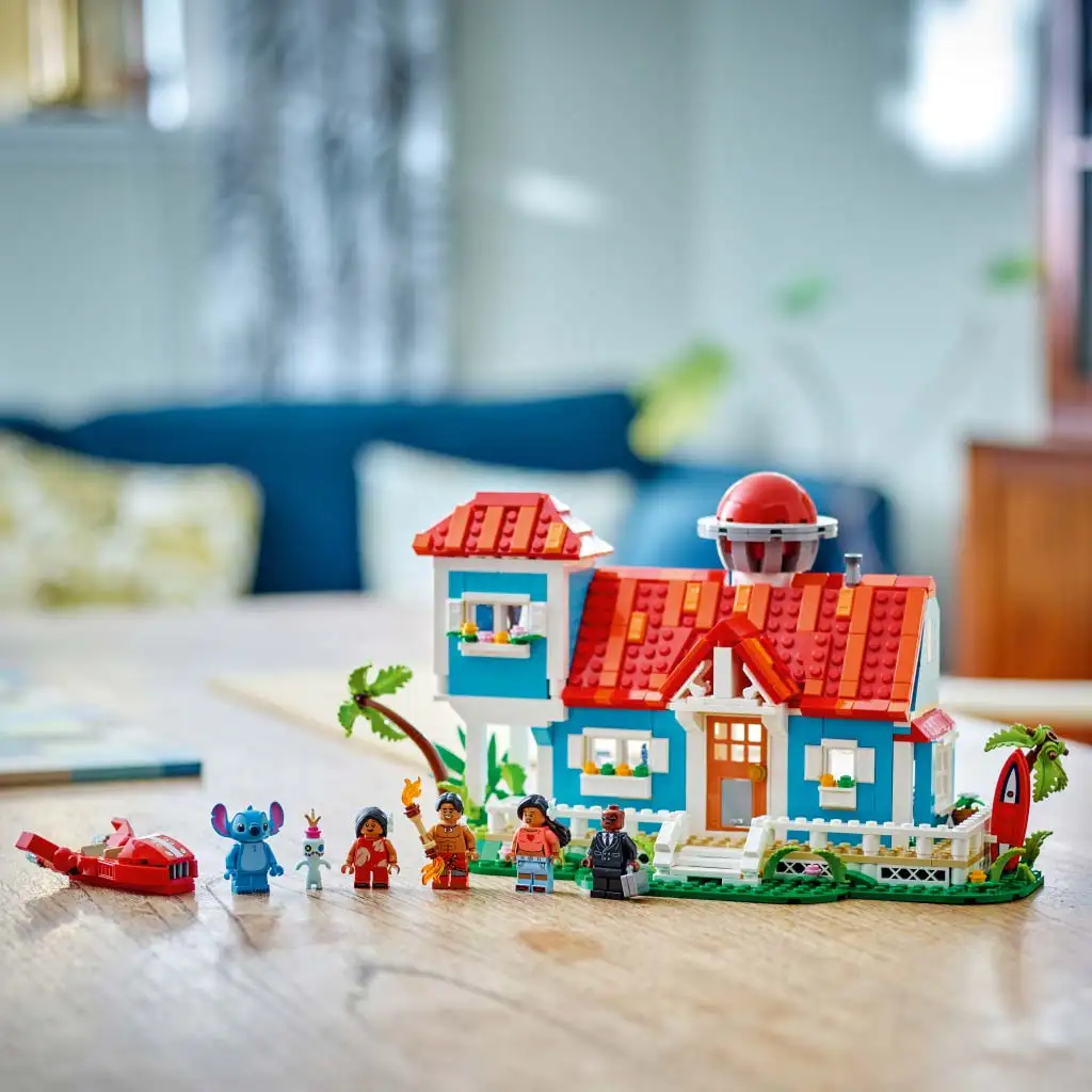 imagen de LEGO® Disney: La casa de playa de Lilo y Stitch (43268) 6
