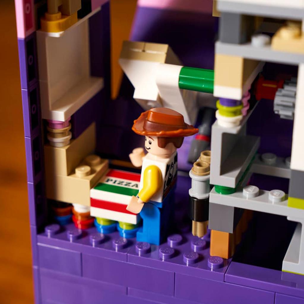 imagen de LEGO® Disney™ Toy Story: Slinky perro soporte de libros (43301) 9
