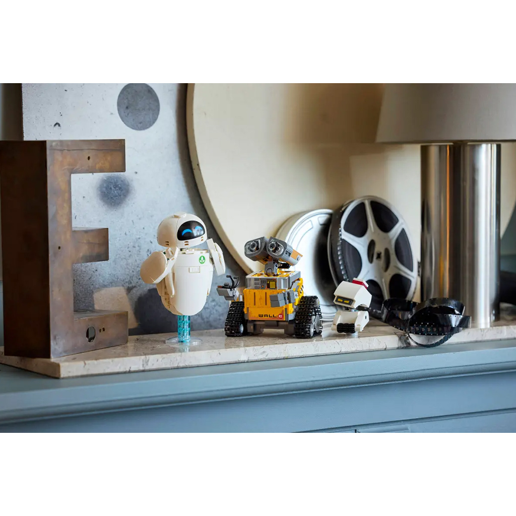 imagen de LEGO® Disney: WALL-E y EVA (43279) 10