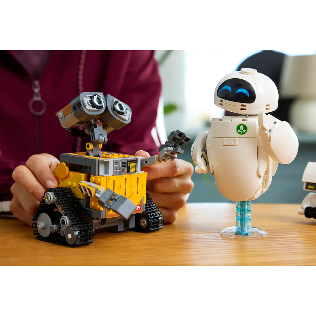 imagen de LEGO® Disney: WALL-E y EVA (43279) 7