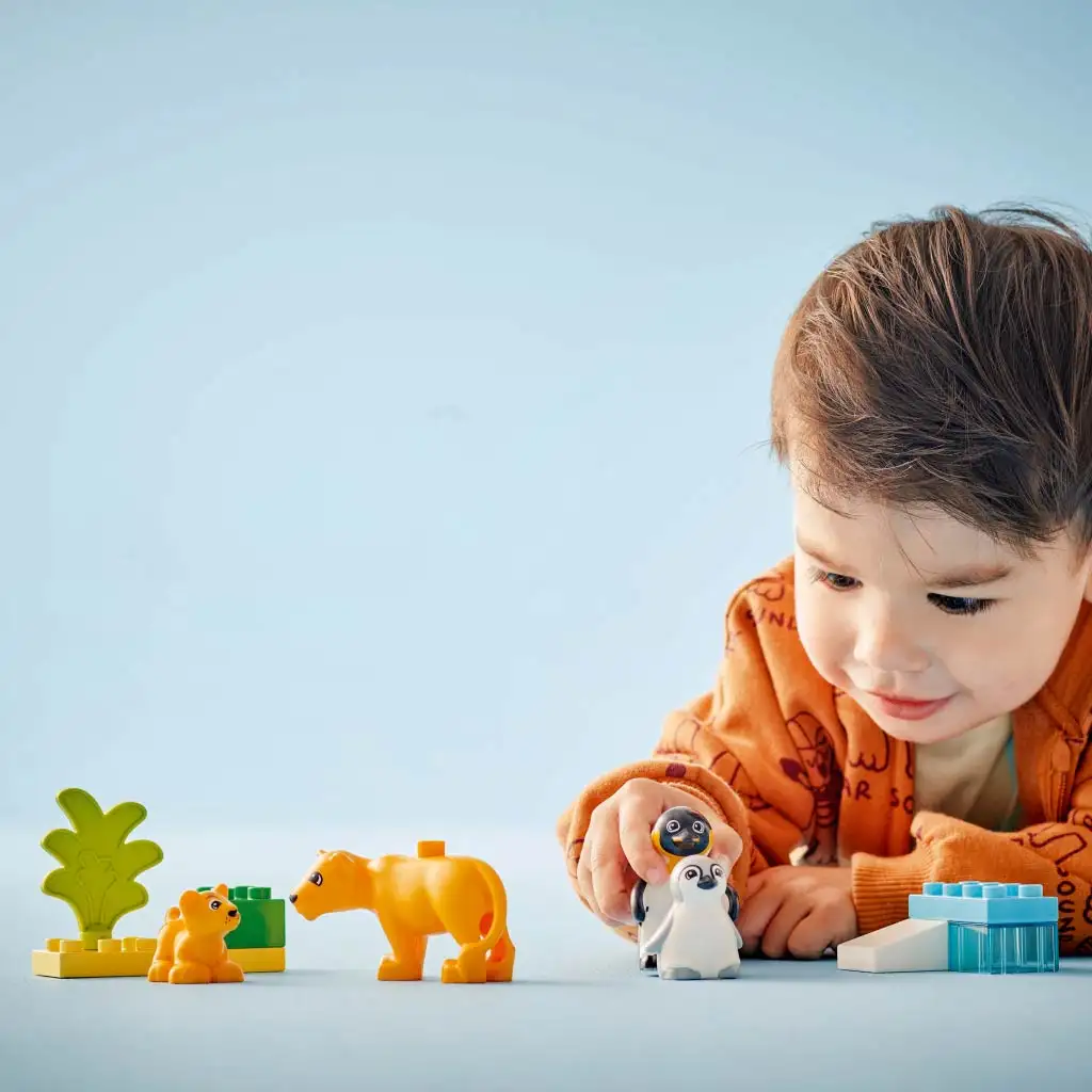imagen de LEGO® DUPLO®: Familias de animales en la vida salvaje: Pingüinos y leones (10442) 4