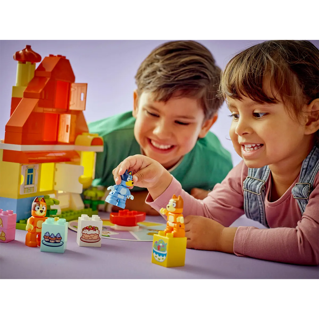imagen de LEGO® DUPLO®: La casa familiar de Bluey™ juego de memoria (10459) 7