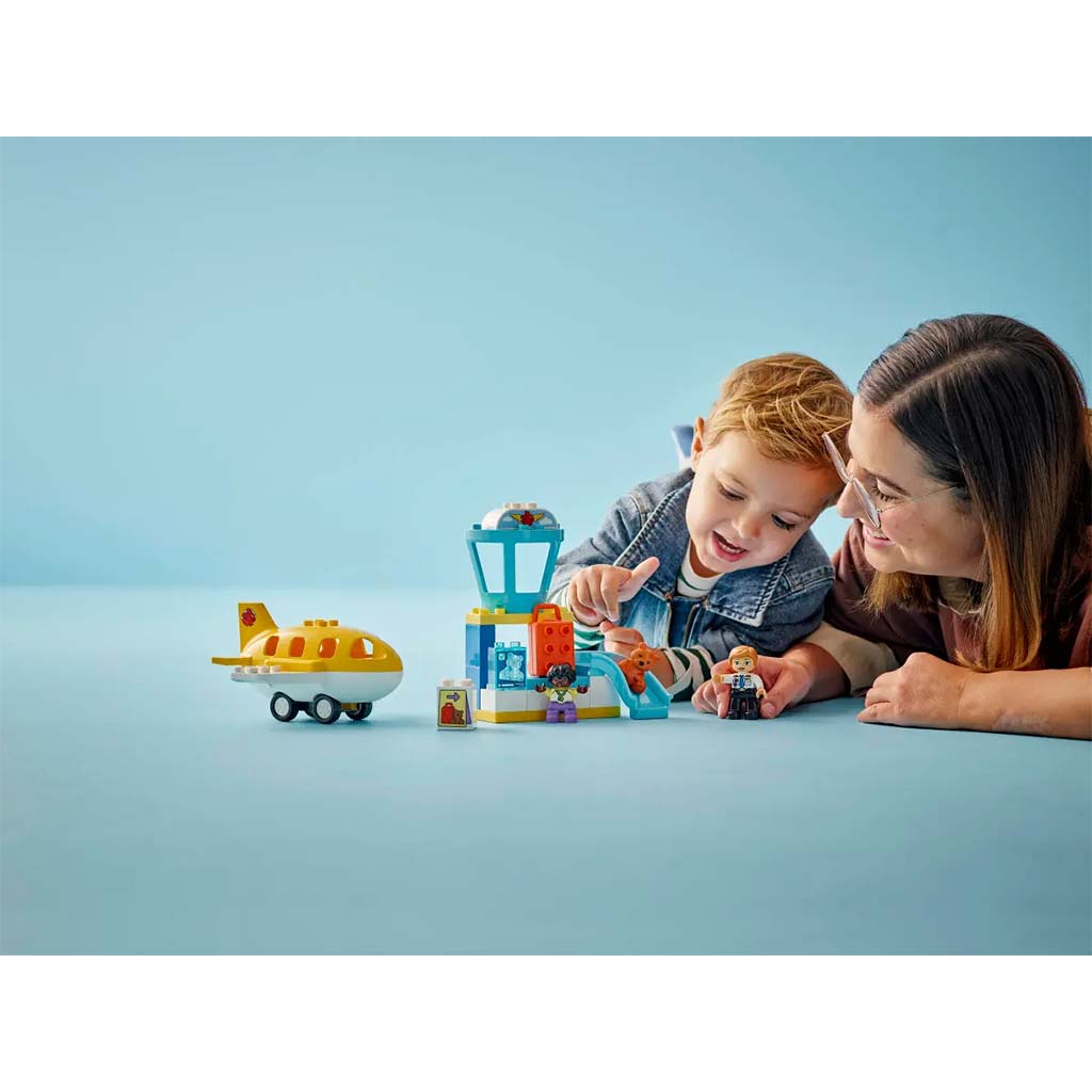 imagen de LEGO® DUPLO®: Primero en el aeropuerto (10443) 6