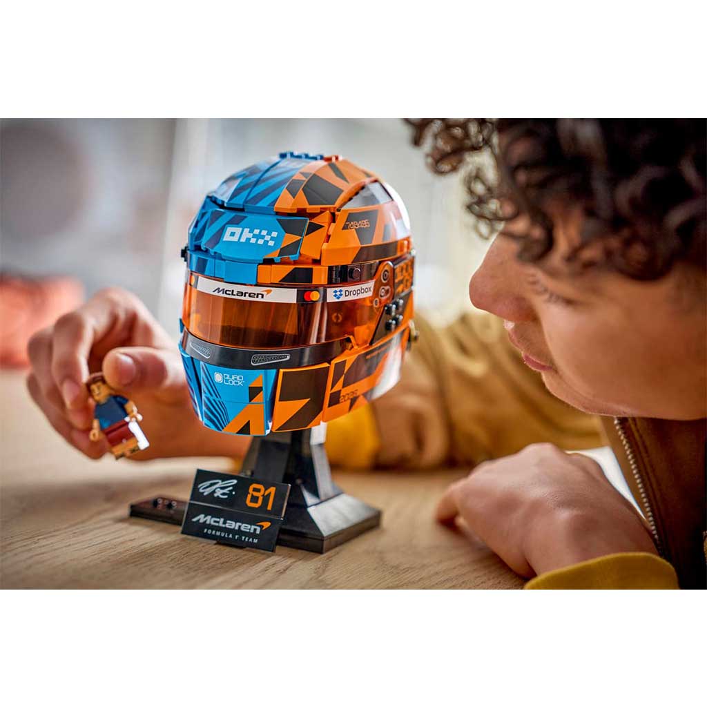 imagen de LEGO® Ediciones: casco del equipo McLaren Mastercard F1® Oscar Piastri (43017) 5