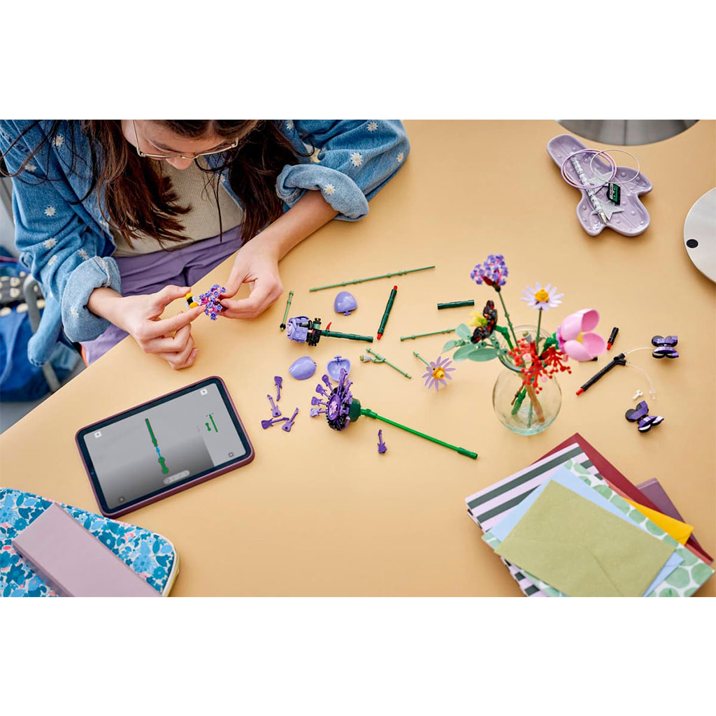 imagen de LEGO® Ediciones: ramo de flores de Olivia Rodrigo (11507) 7
