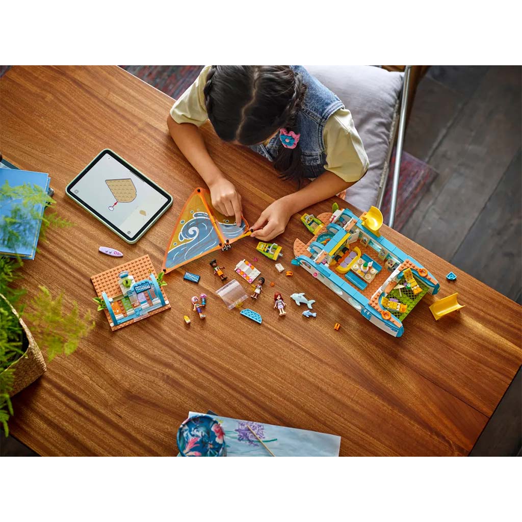 imagen de LEGO® Friends: Excursión en barco y aventura (42664) 9