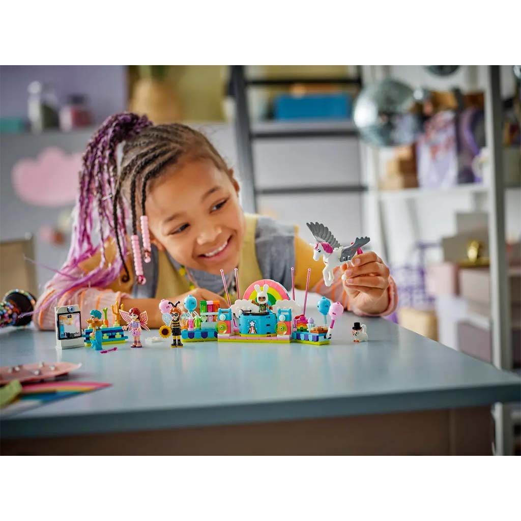 imagen de LEGO® Friends: Fiesta de disfraces con unicornio y hada (42661) 7