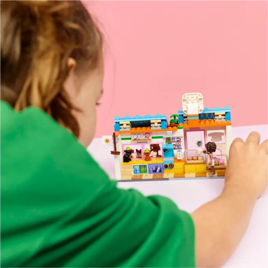 imagen de LEGO® Friends: Panadería Jutifalat (42677) 5
