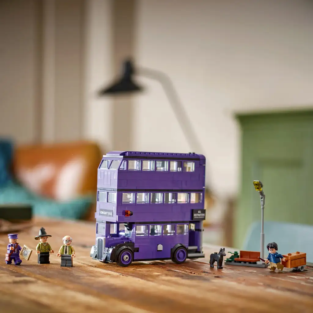 imagen de LEGO® Harry Potter™: Aventuras en el Autobús Noctámbulo™ (76446) 6