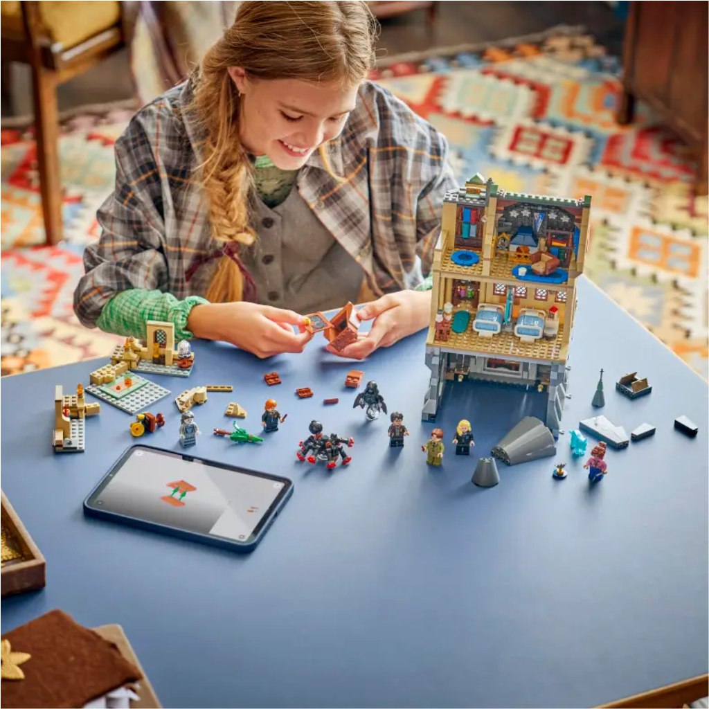 imagen de LEGO® Harry Potter: Castillo de Hogwarts™: Enfermería (76463) 5