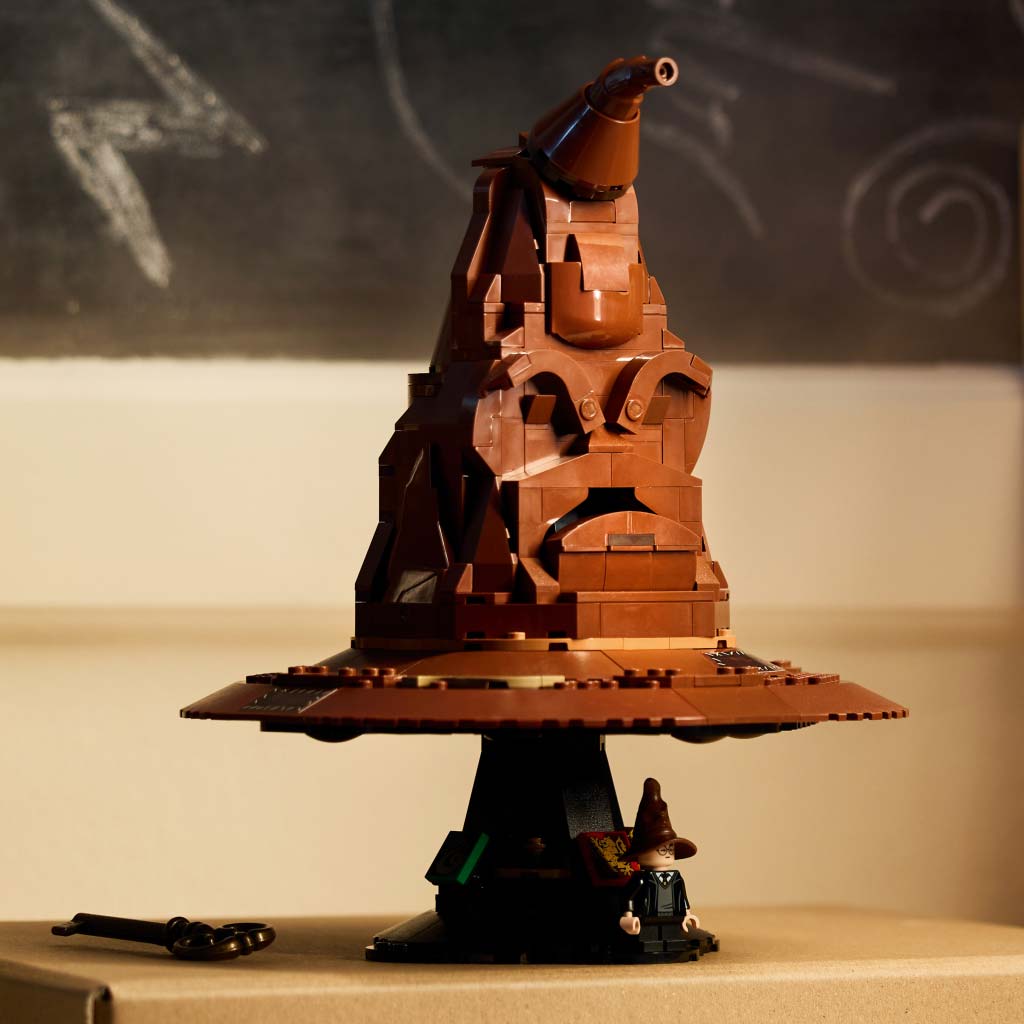 imagen de LEGO® Harry Potter™: El Sombrero Seleccionador™ (76429) 7