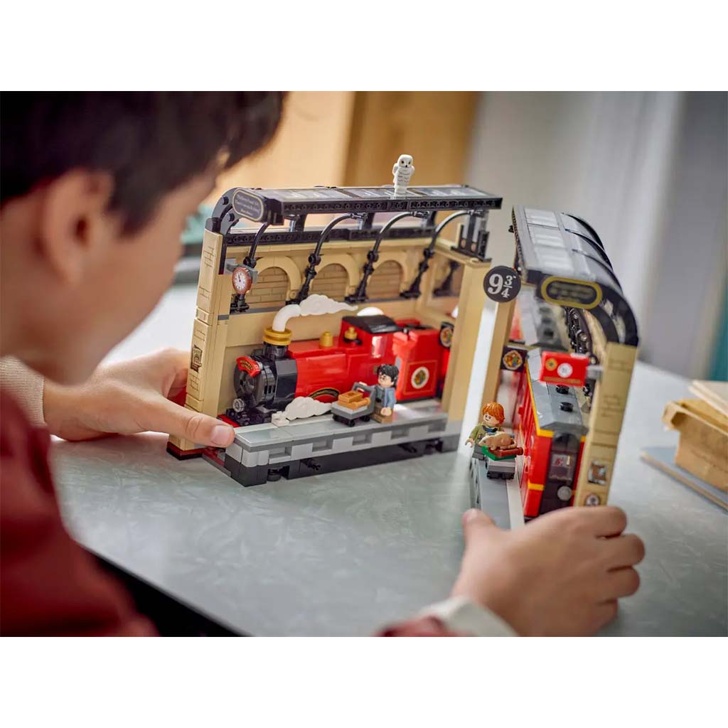 imagen de LEGO® Harry Potter: Rincón de libros: Expreso de Hogwarts™ (76450) 8