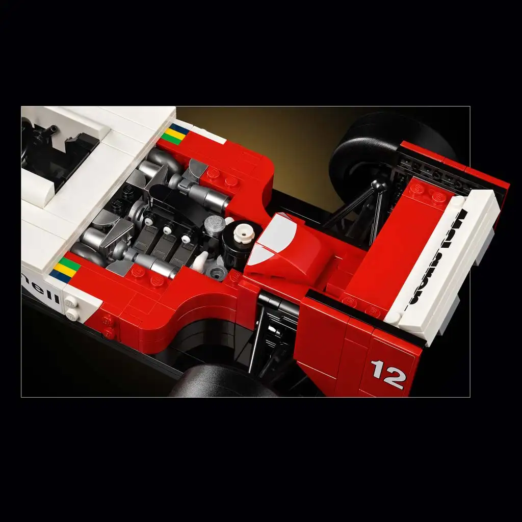 imagen de LEGO® Icons: McLaren MP4/4 y Ayrton Senna (10330) 4
