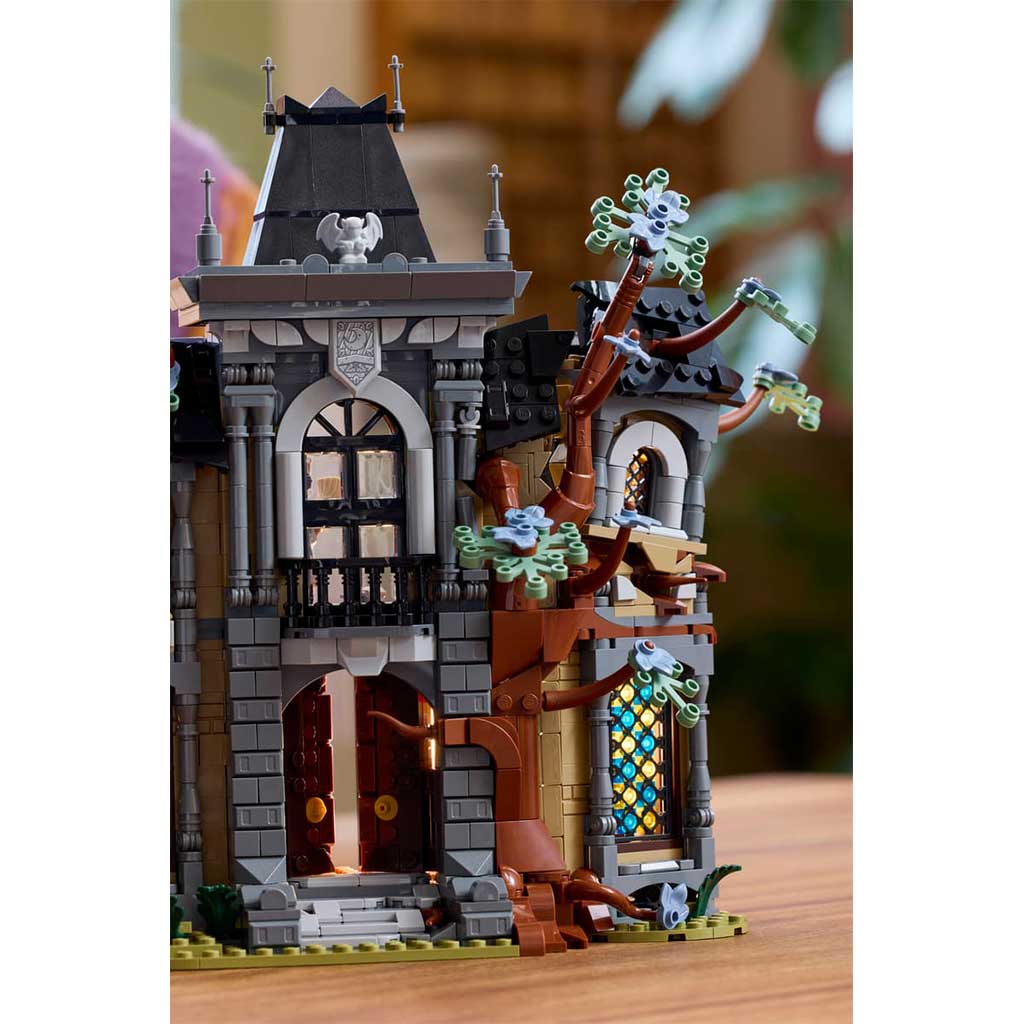imagen de LEGO® Icons: Residencia del Alcalde (11383) 6