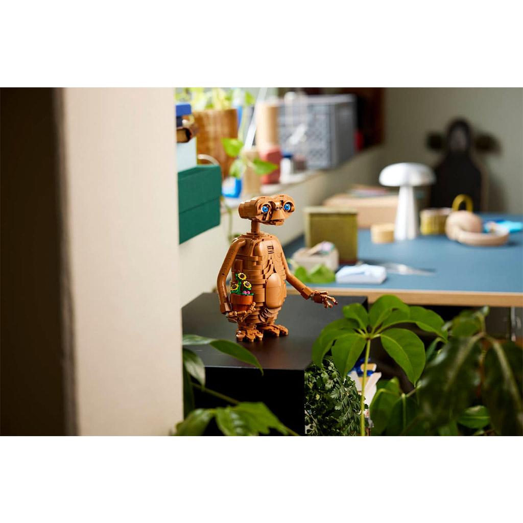 imagen de LEGO® Ideas: E.T. el Extraterrestre (21370) 12