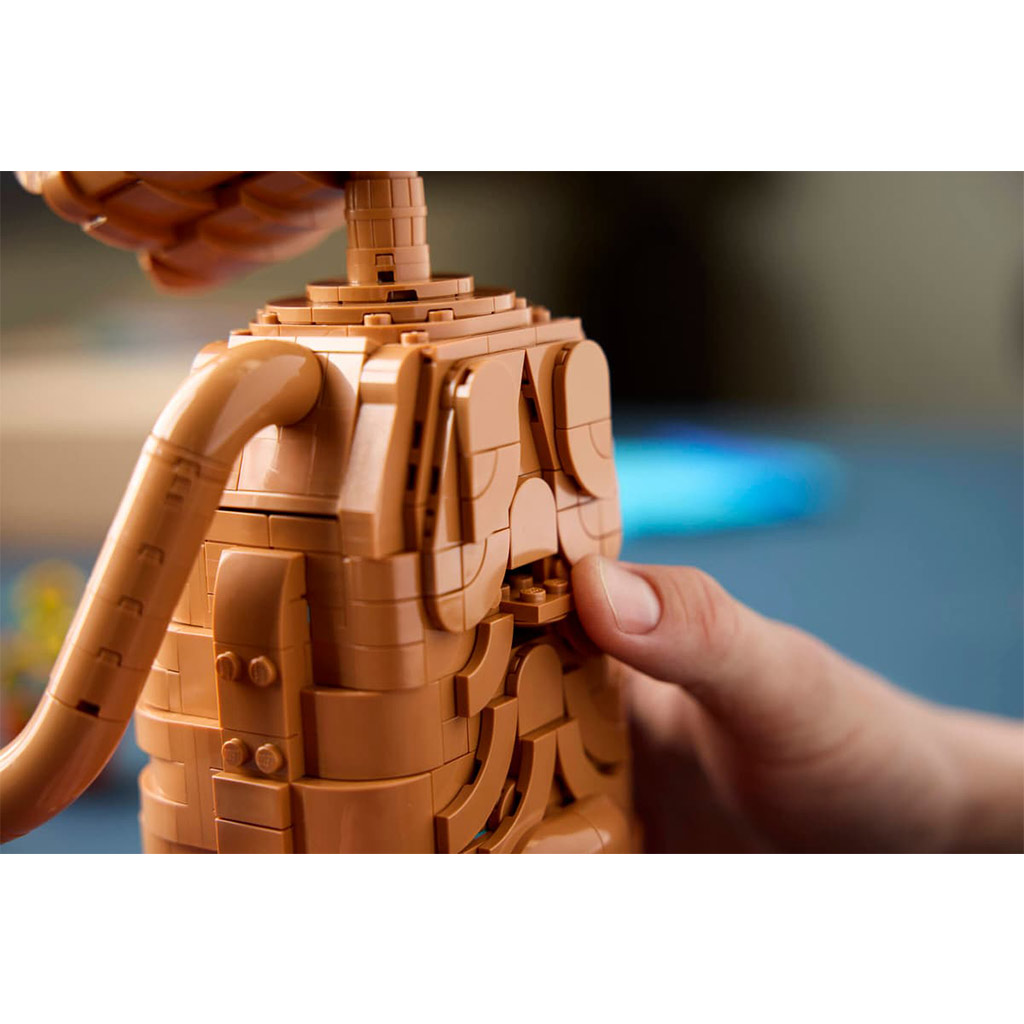 imagen de LEGO® Ideas: E.T. el Extraterrestre (21370) 18