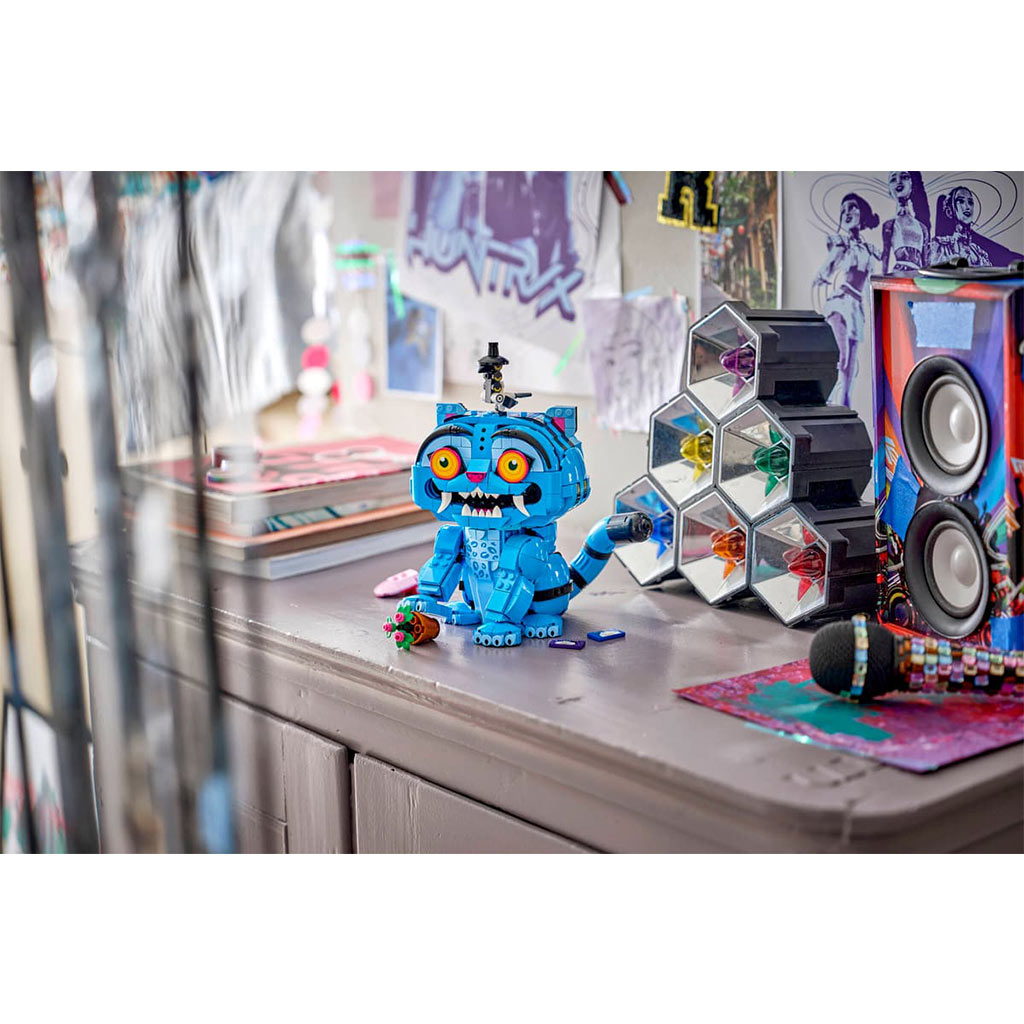 imagen de LEGO® KPop Demon Hunters™: Derpy tigre y Sussie pájaro (72537) 11