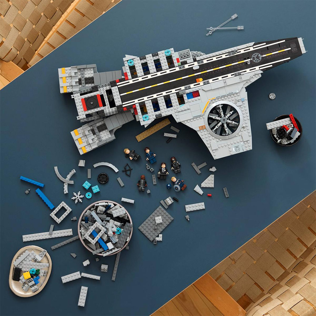 imagen de LEGO® Marvel: Helicarrier de S.H.I.E.L.D. (76354) 8