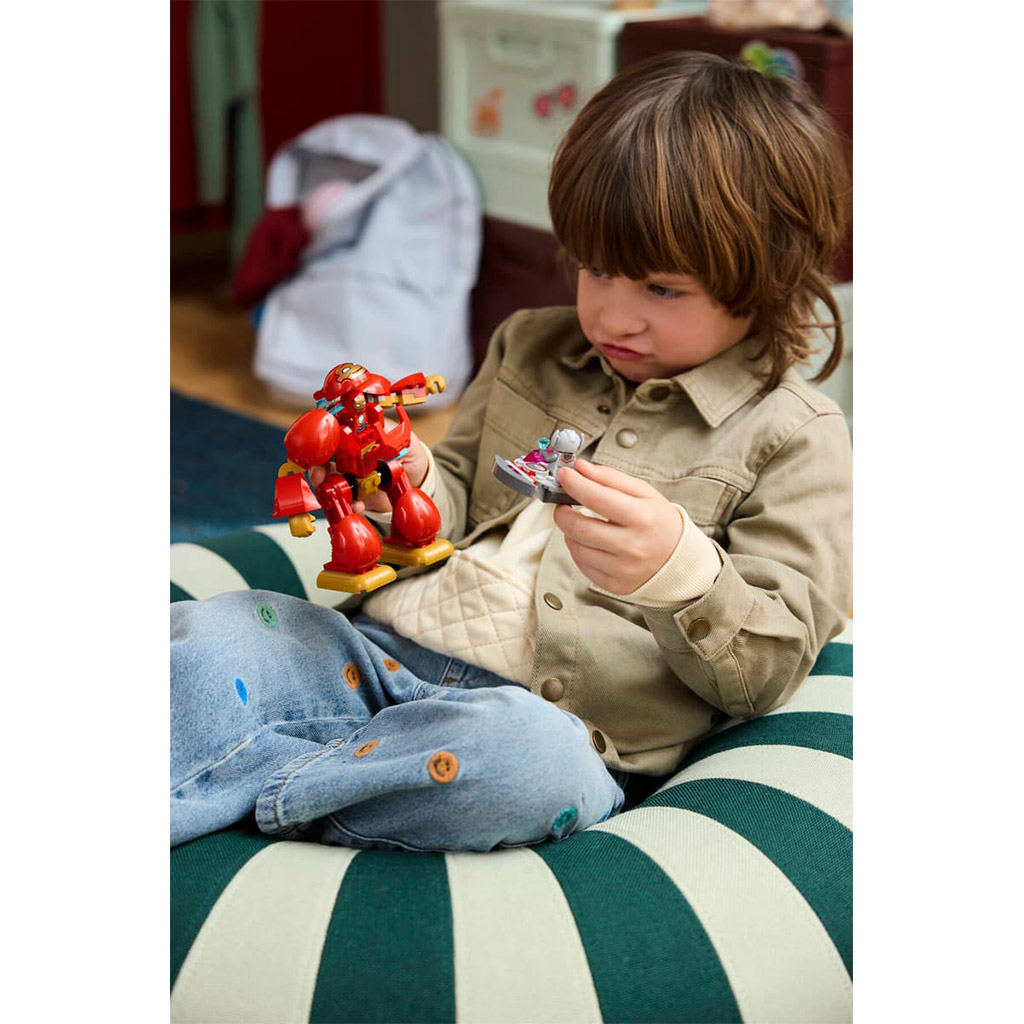imagen de LEGO® Marvel: Ultron vs. Iron Man (11209) 10