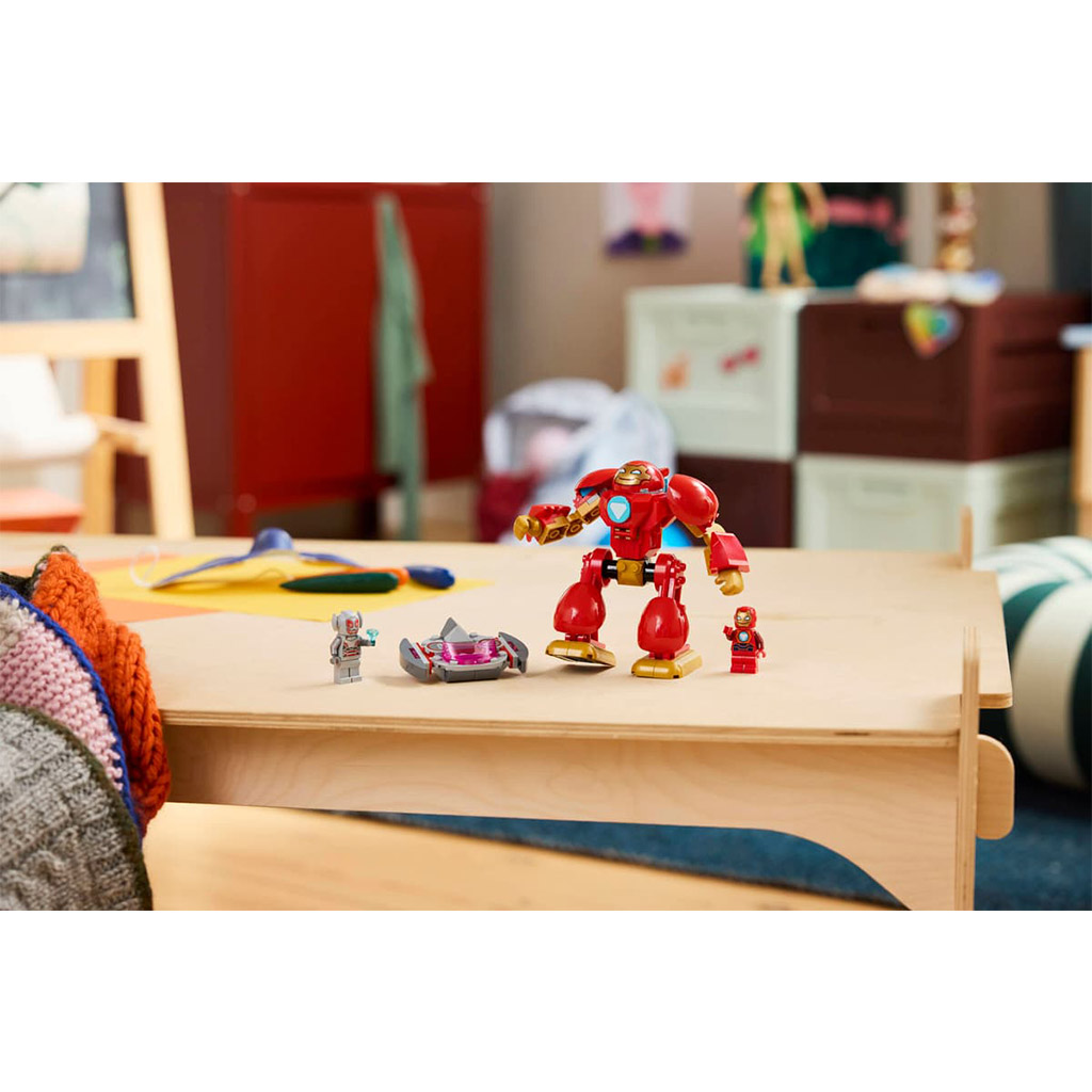 imagen de LEGO® Marvel: Ultron vs. Iron Man (11209) 11
