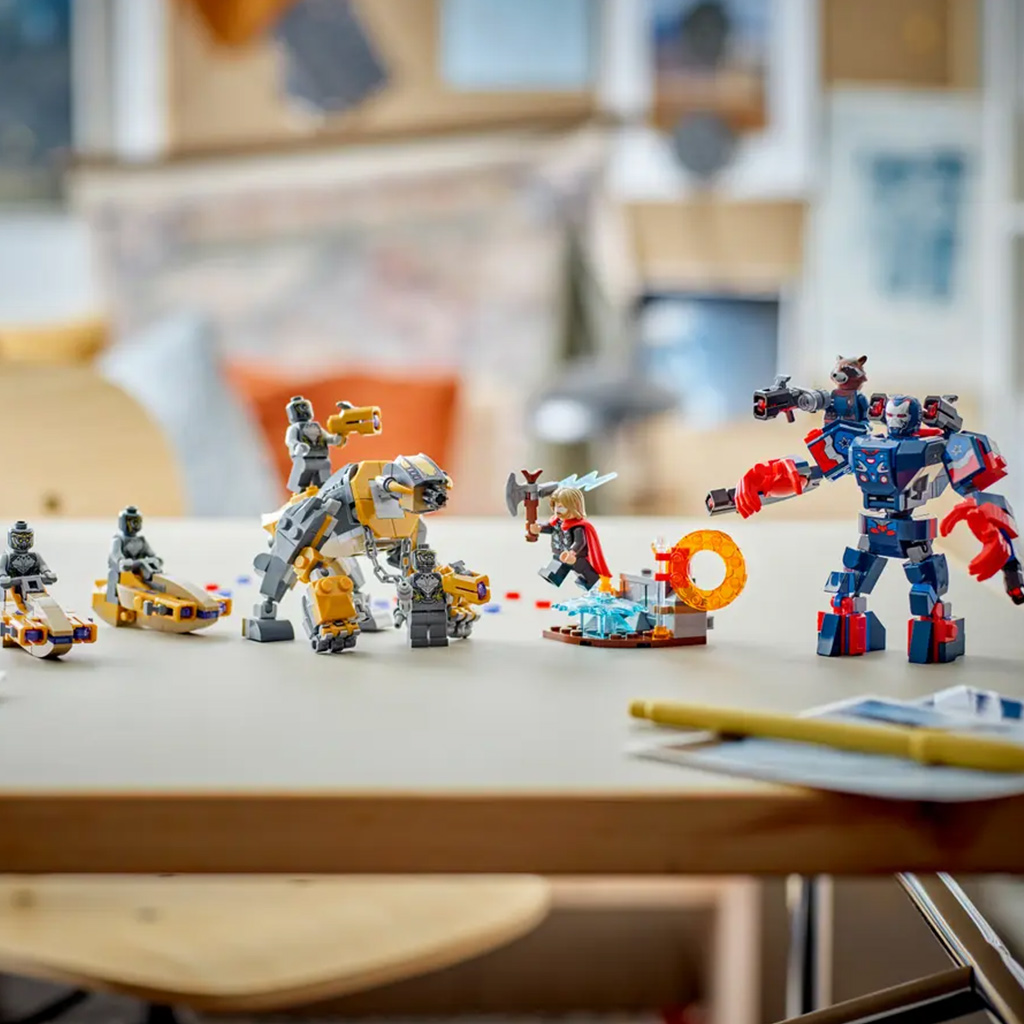 imagen de LEGO® Marvel: Vengadores: Endgame Thor contra los guerreros chitauri (76322) 5