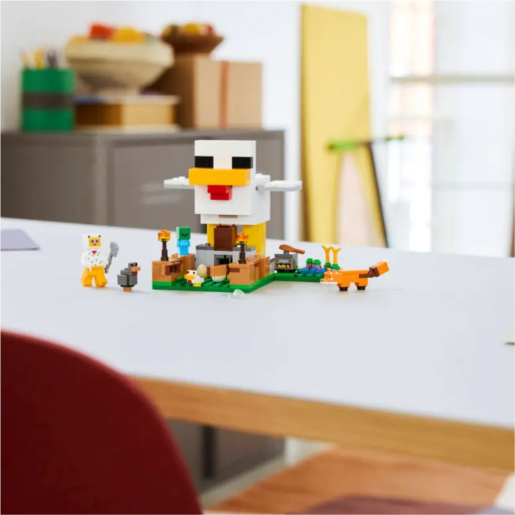 imagen de LEGO® Minecraft: Granja de Pollos (21585) 5