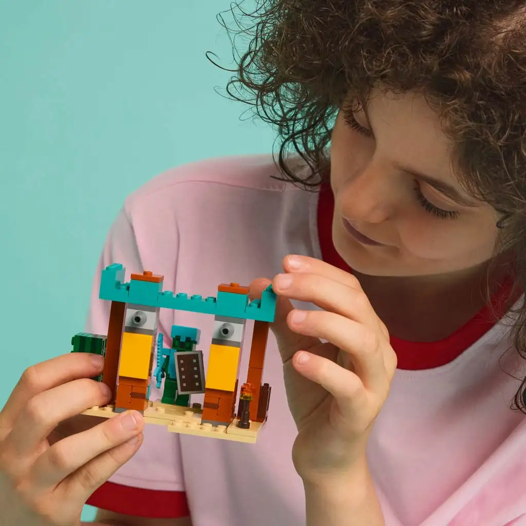 imagen de LEGO® Minecraft: Patrulla de Illager en el desierto (21267) 4