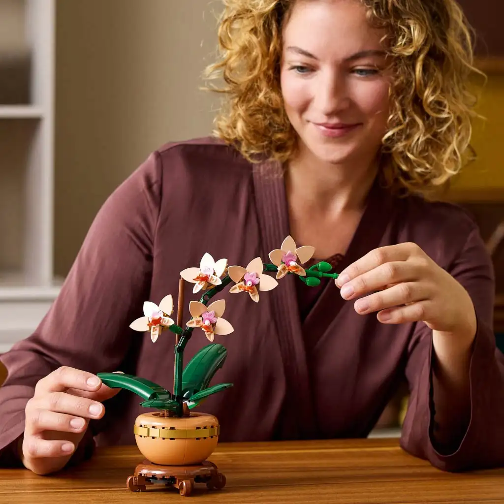 imagen de LEGO®: Mini orquídea de Lego (10343) 3