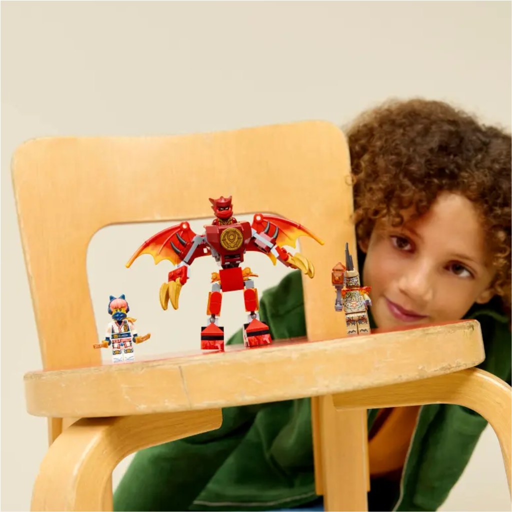 imagen de LEGO® Ninjago: Armadura de dragón de Kai, paquete de combate (71851) 3