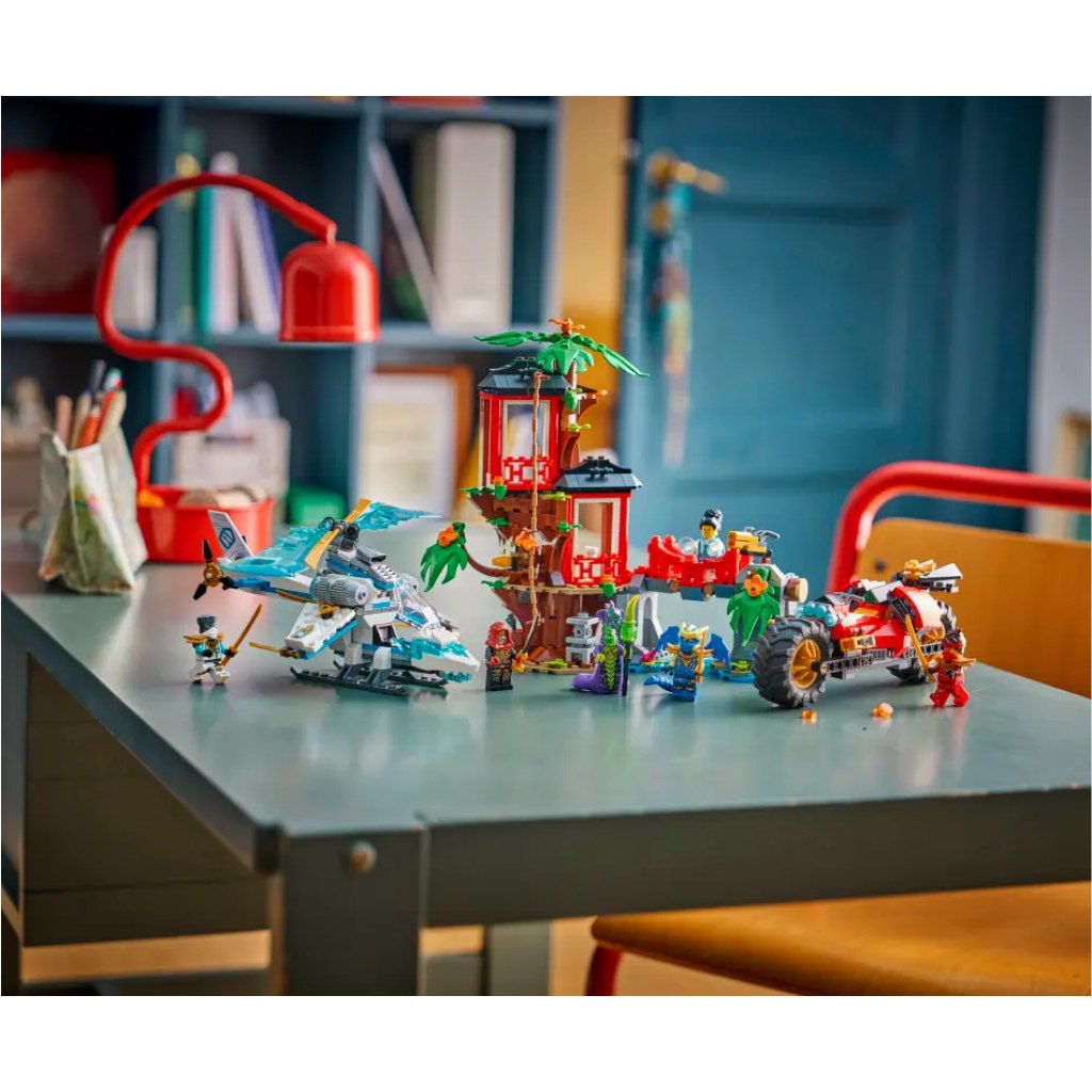 imagen de LEGO® Ninjago: Batalla de vehículos ninja en la casa en los árboles (71857) 5