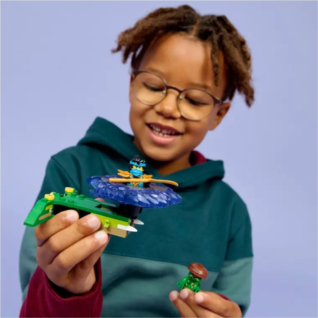 imagen de LEGO® Ninjago: Nya contra un monstruo mutante peonza (71849) 3
