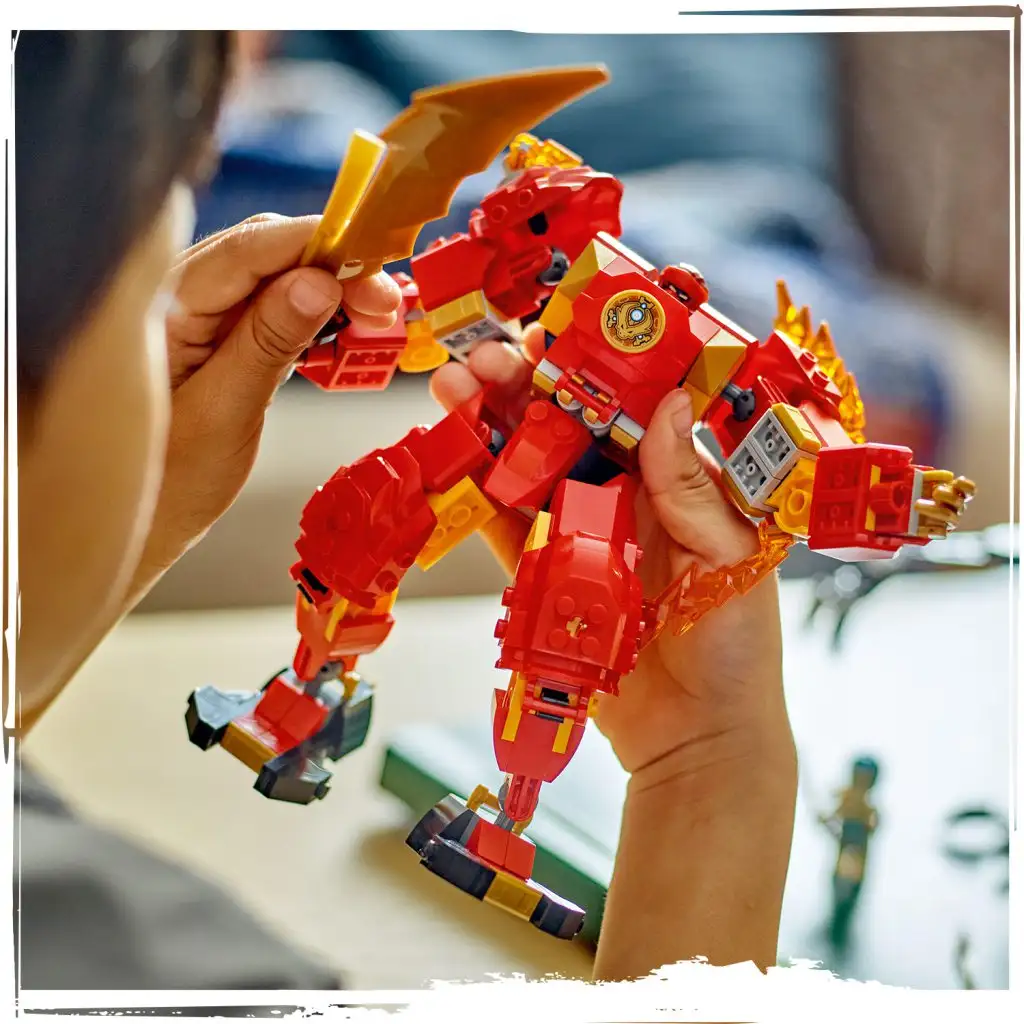 imagen de LEGO® Ninjago: Robot de fuego elemental de Kai (71808) 4