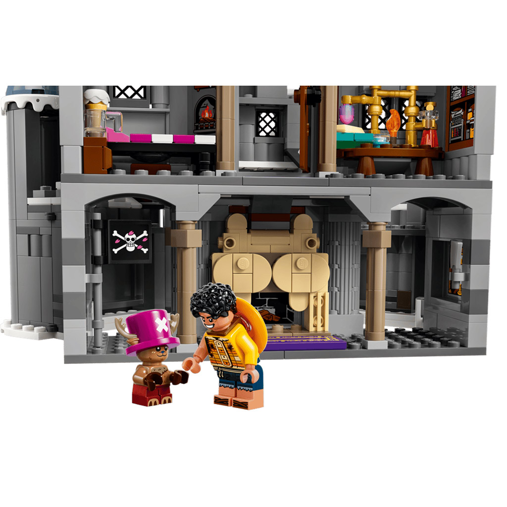 imagen de LEGO® One Piece: Batalla en el castillo Drum (75645) 5