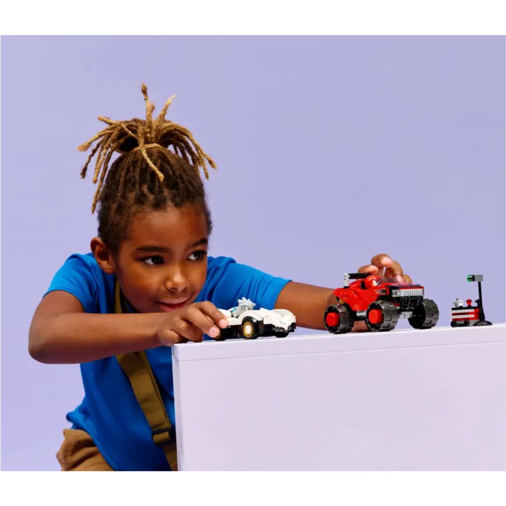 imagen de LEGO® Sonic the Hedgehog™: El coche de Silver contra el monster truck de Knuckles (77118) 4