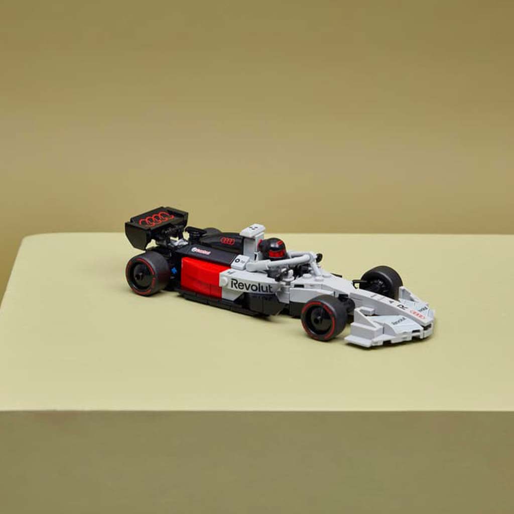 imagen de LEGO® Speed Champions: Audi Revolut F1® Team R26 coche de carreras (77259) 6