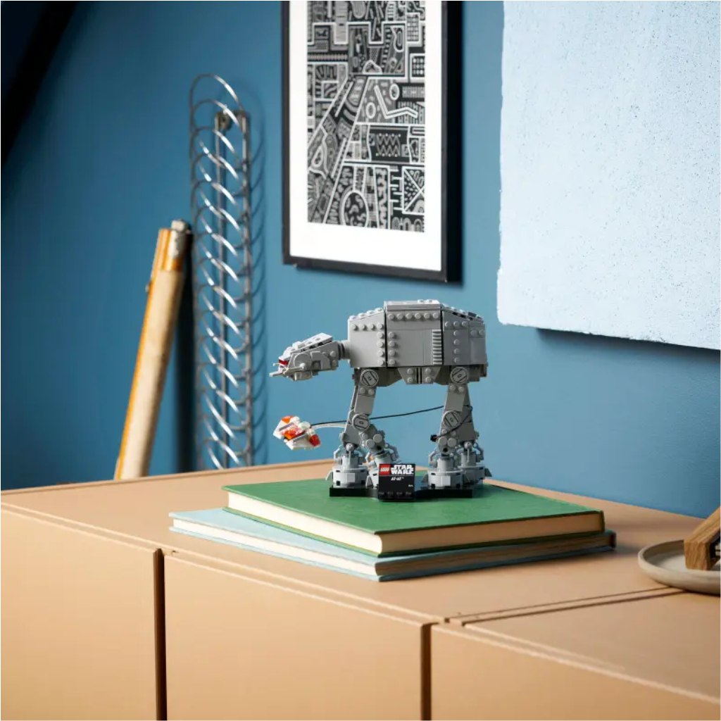 imagen de LEGO® Star Wars™: AT-AT™ (75440) 5
