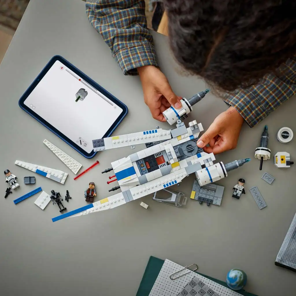 imagen de LEGO® Star Wars™: Caza U-wing Rebelde™ (75399) 3