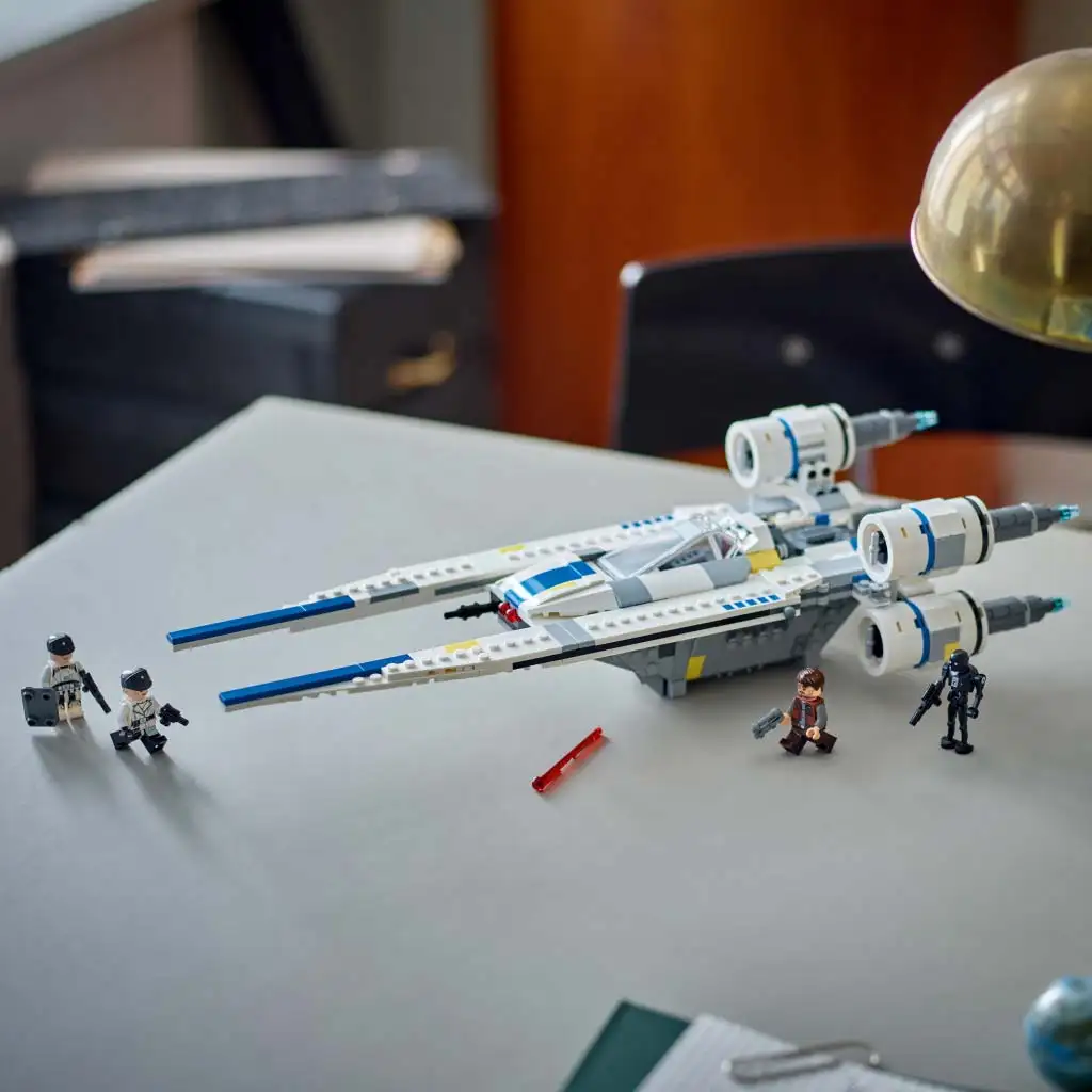 imagen de LEGO® Star Wars™: Caza U-wing Rebelde™ (75399) 5