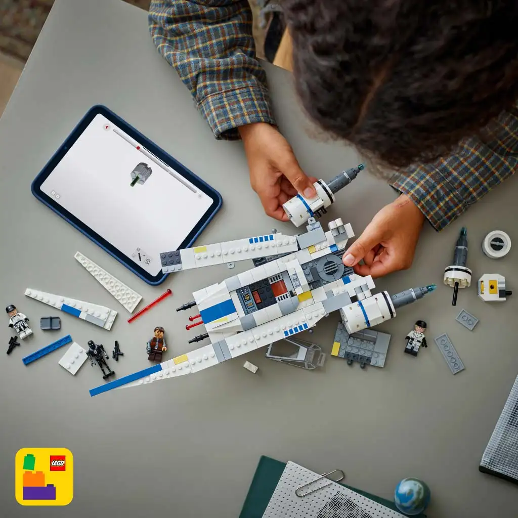 imagen de LEGO® Star Wars™: Caza U-wing Rebelde™ (75399) 7