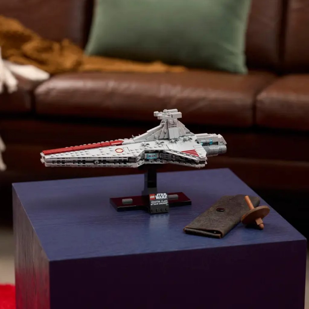 imagen de LEGO® Star Wars™:  Crucero de ataque de clase Venator (75441) 3