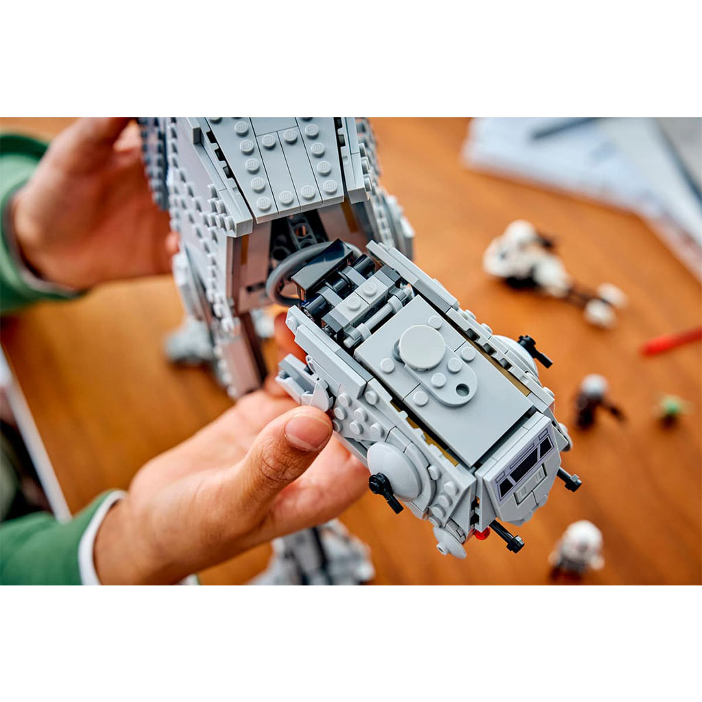 imagen de LEGO® Star Wars™: El AT-AT™ del Imperio Renacido con INT-4 13
